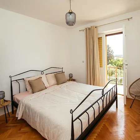 Apartment Michelin Primosten